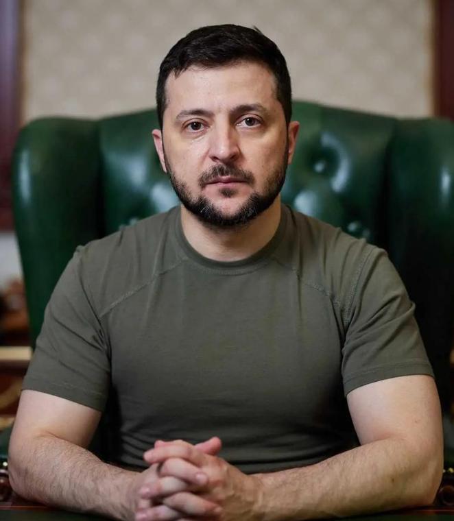 乌克兰正式宣告了！乌克兰总统泽连斯基通过官方频道发布重磅声明，宣布乌克兰已经正式