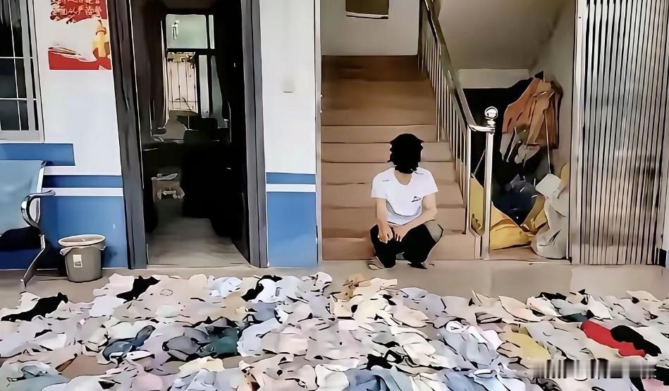 看到“变态男对女性内衣成瘾被公安伏法”的新闻，忍不住想聊聊。此前，南京有位40多