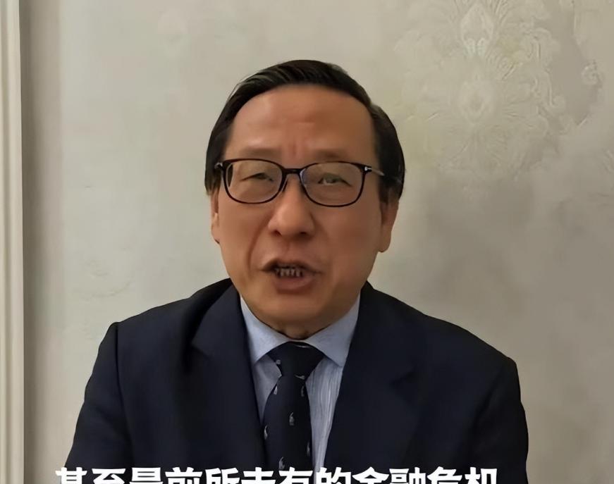 跟一位在智库的老同学吃饭，他私下告诉我：高志凯年初那句预言，怕是要提前应验了。他