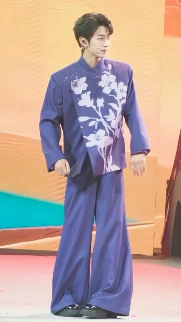 肆妹jiojio 