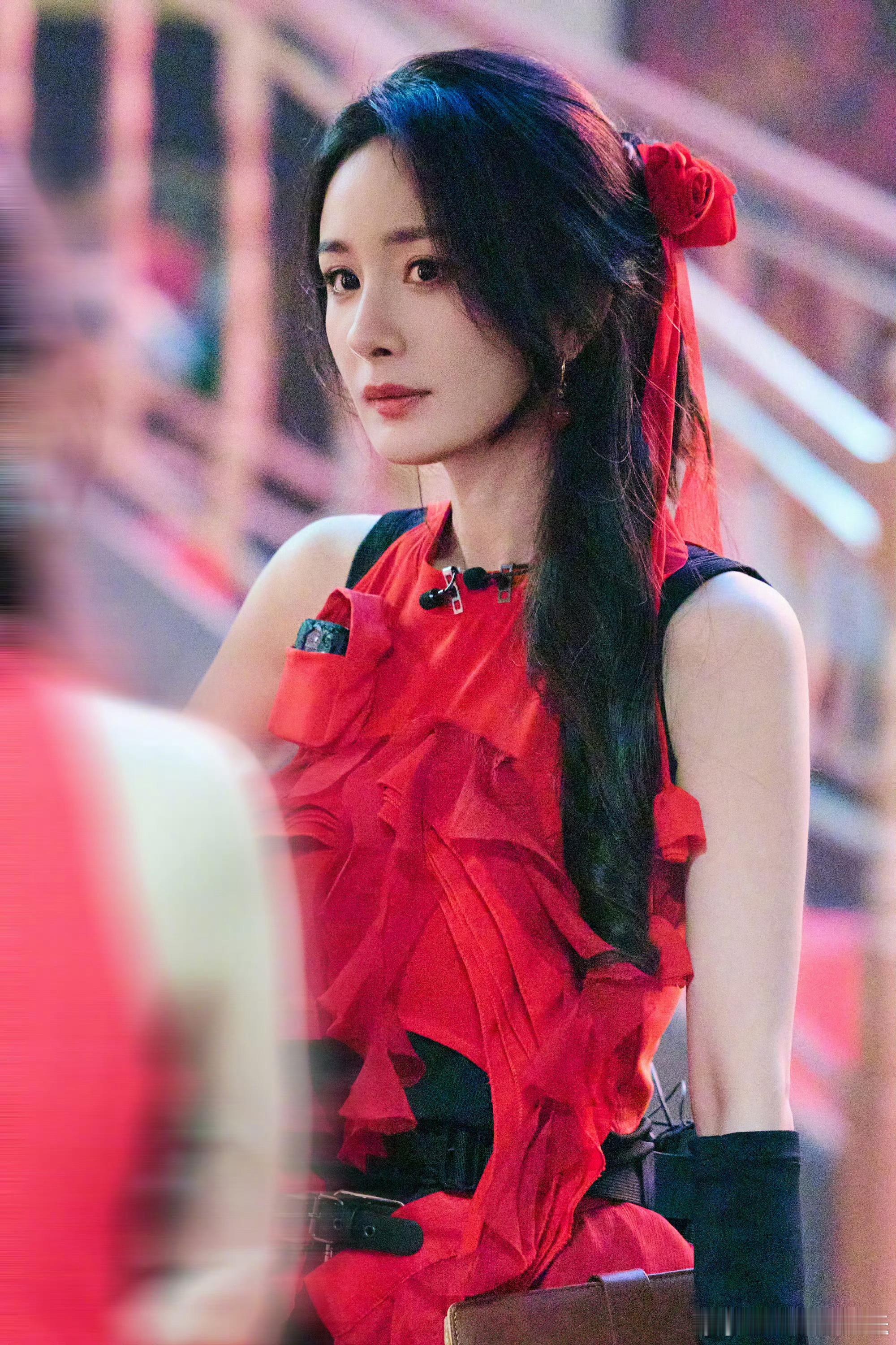 杨幂wink这一下 密室紧张时刻杨幂突然wink！又拽又稳“看姐操作”，直接鲨我