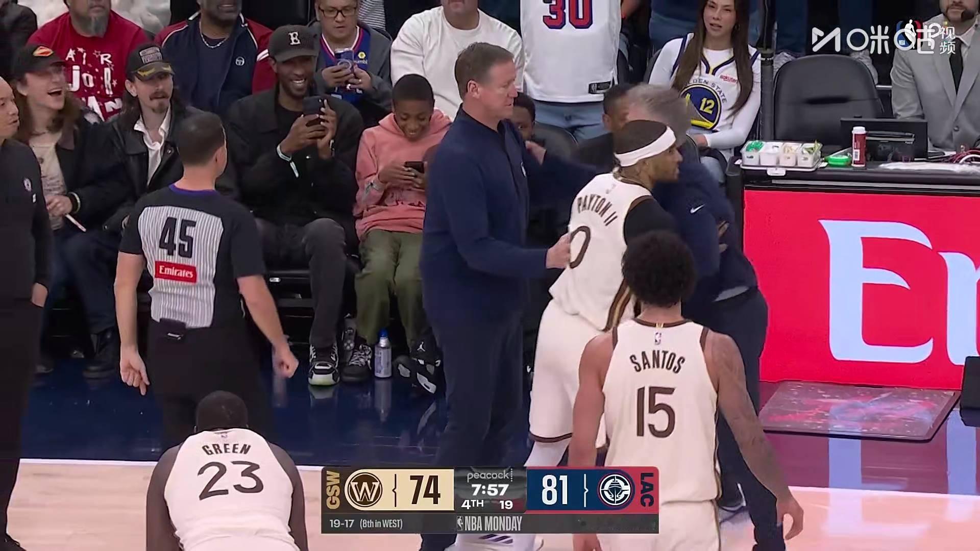 裁判瞎吹，科尔急了，献祭自己勇士vs快船