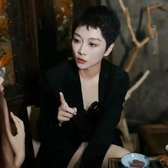 比璩静事件更值得关注的是有多少中小公司和老板们，其实都或多或少地模仿着这类所谓的