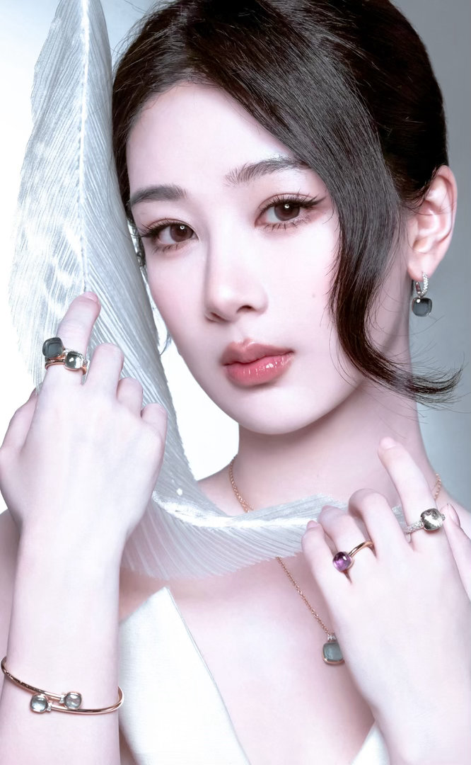 杨紫杨紫玉兰花开君再来 杨紫杨紫董竹君 啊啊啊 此女完全魅魔来的吧 一直在我心里