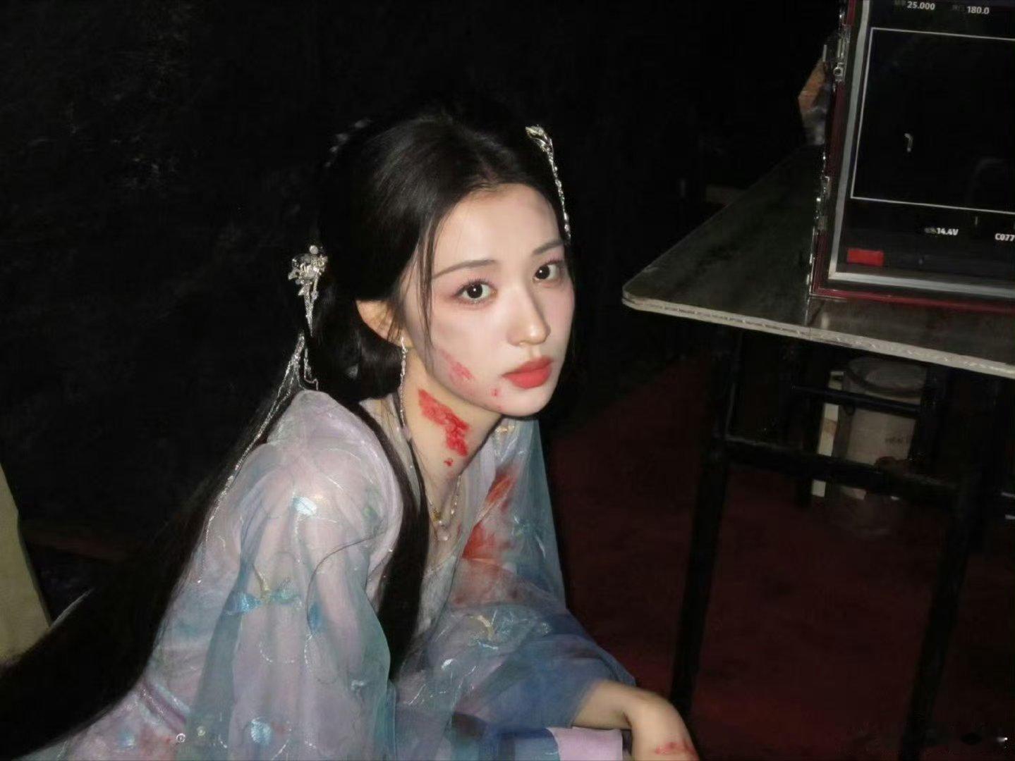 王楚然长文告别庾晚音全然见证了王楚然的美貌和演技 