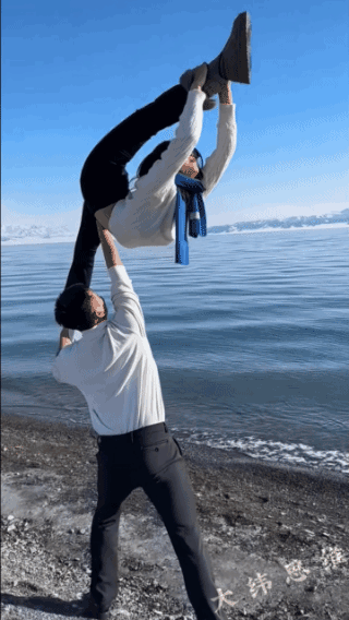 高超绝技，
不输专业演员！