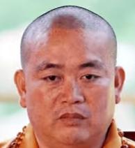 释永信被批捕释永信大师曰:让我们红尘作伴，活的潇潇洒洒