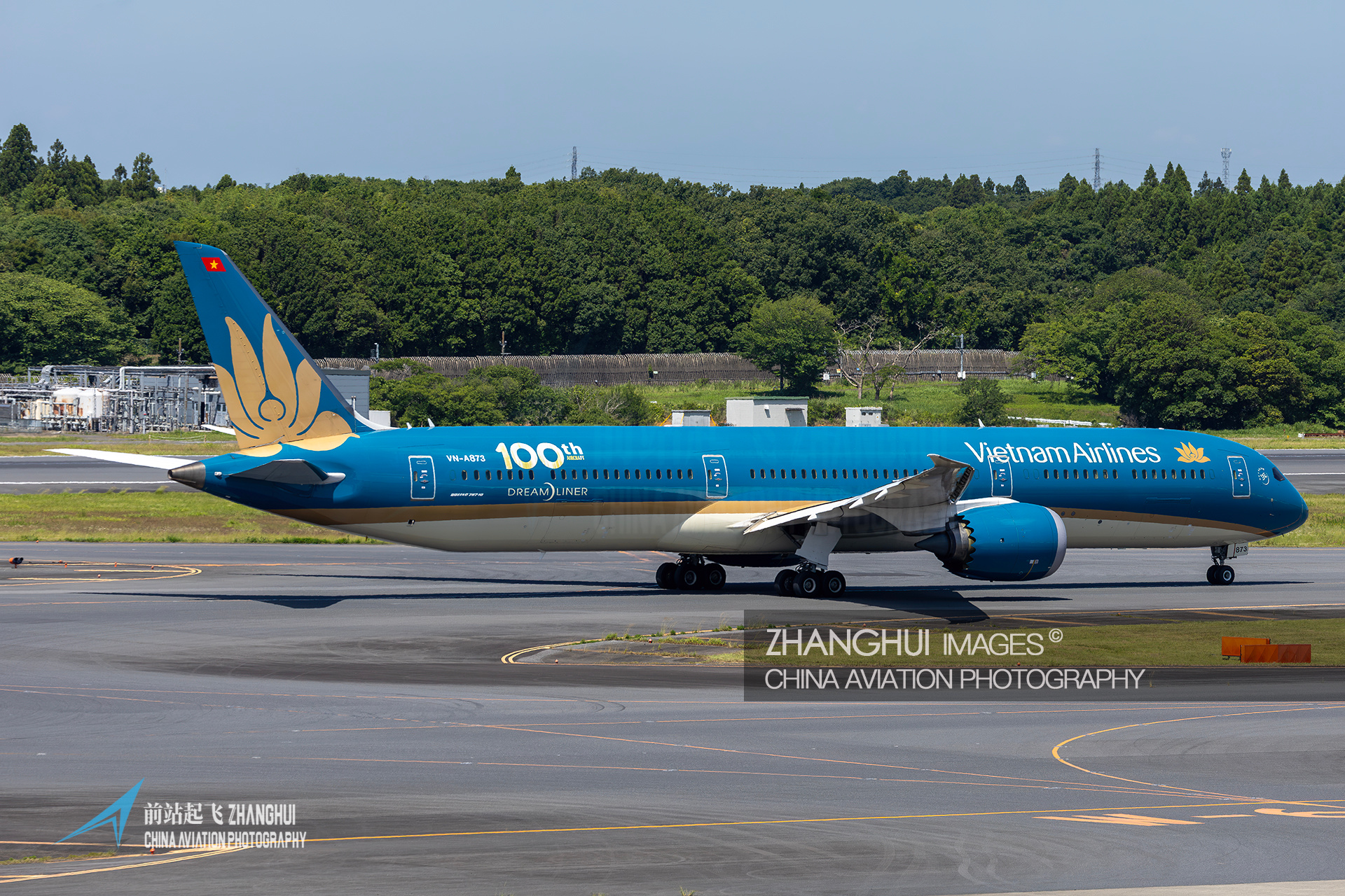 越南航空100架航空器纪念版787 