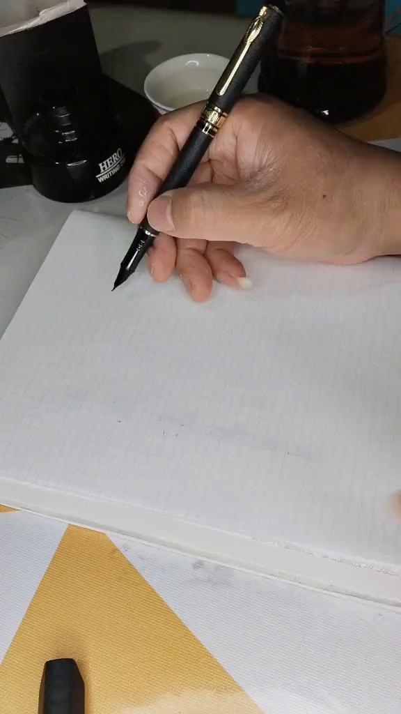 画画小结构，重重有内涵。笔笔画画巧也够。