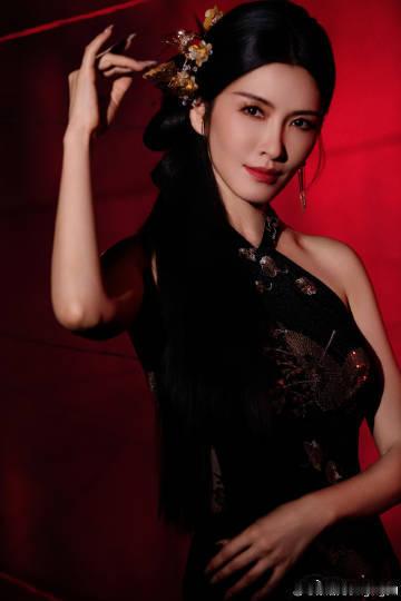 徐洁儿乘风一次公演换个风格徐洁儿每次公演都不一样 哇塞，咱们的徐洁儿乘风一次公演