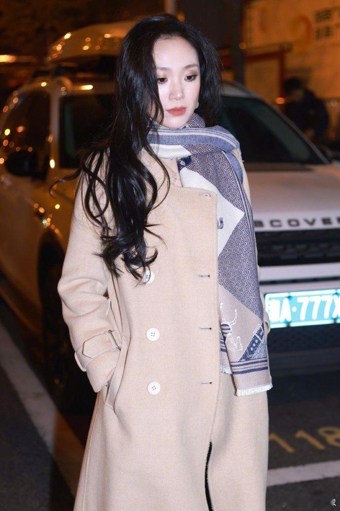 苗梦初专访声鸣远扬歌手苗梦初为苗梦初鼓掌！“女孩不该为野心羞耻”，这发言太顶了苗