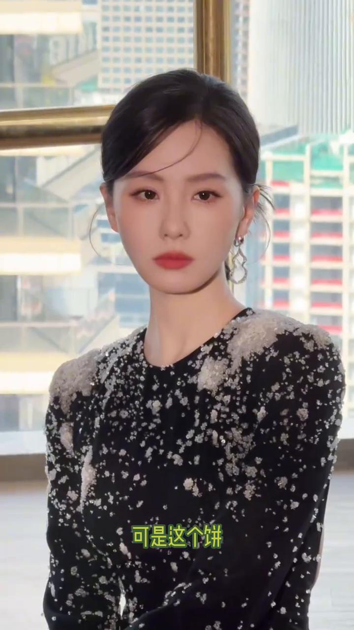 笑死，没想到李思潼竟然有和刘诗诗成为竞争对手的一天。网友爆料，流俗地这部剧正在深