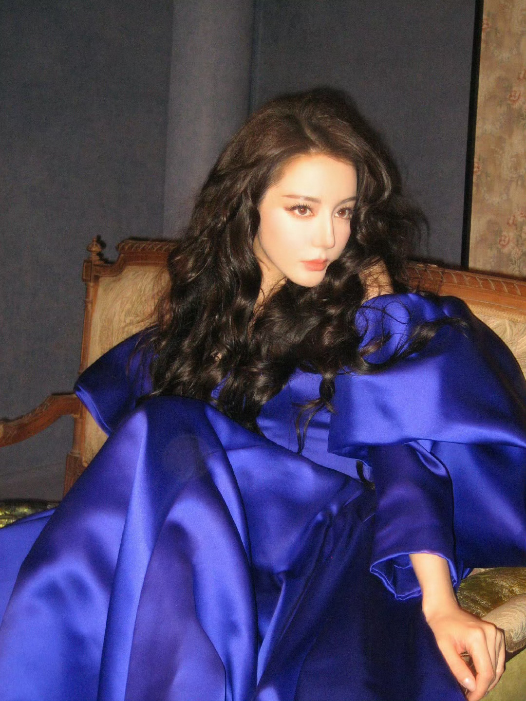 迪丽热巴新杂志嘉人now 