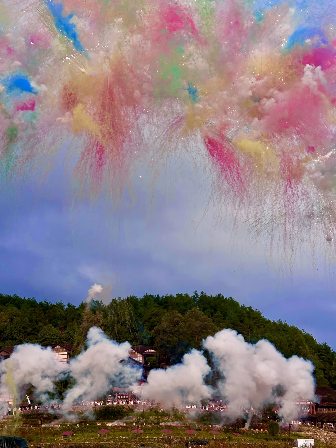 国庆在乌江寨|邂逅一场贵州最美烟花盛宴🎇