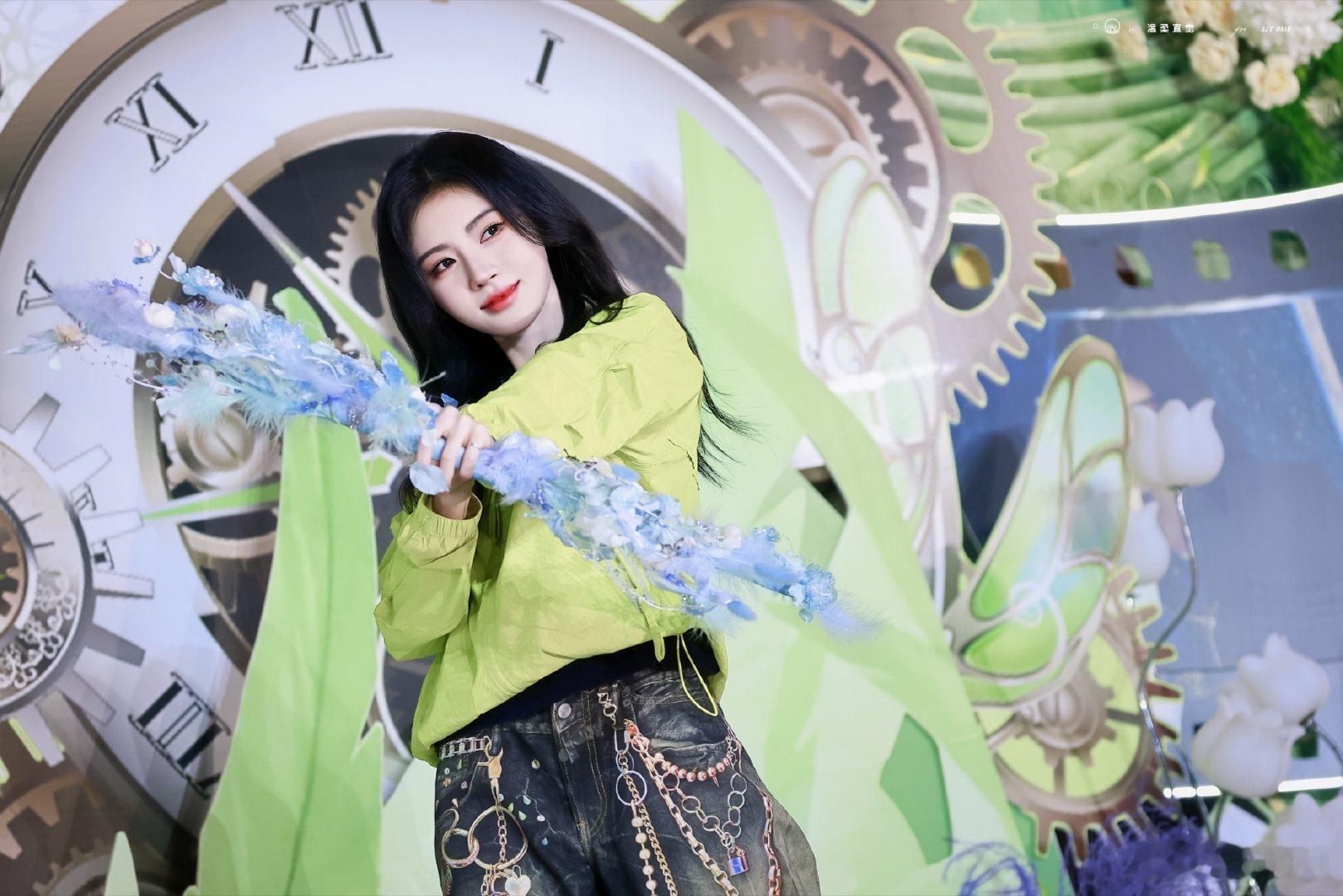 鞠婧祎  jjy鞠婧祎花间令 jjy鞠婧祎杨采薇“在某个不知名的角落许你岁岁平安