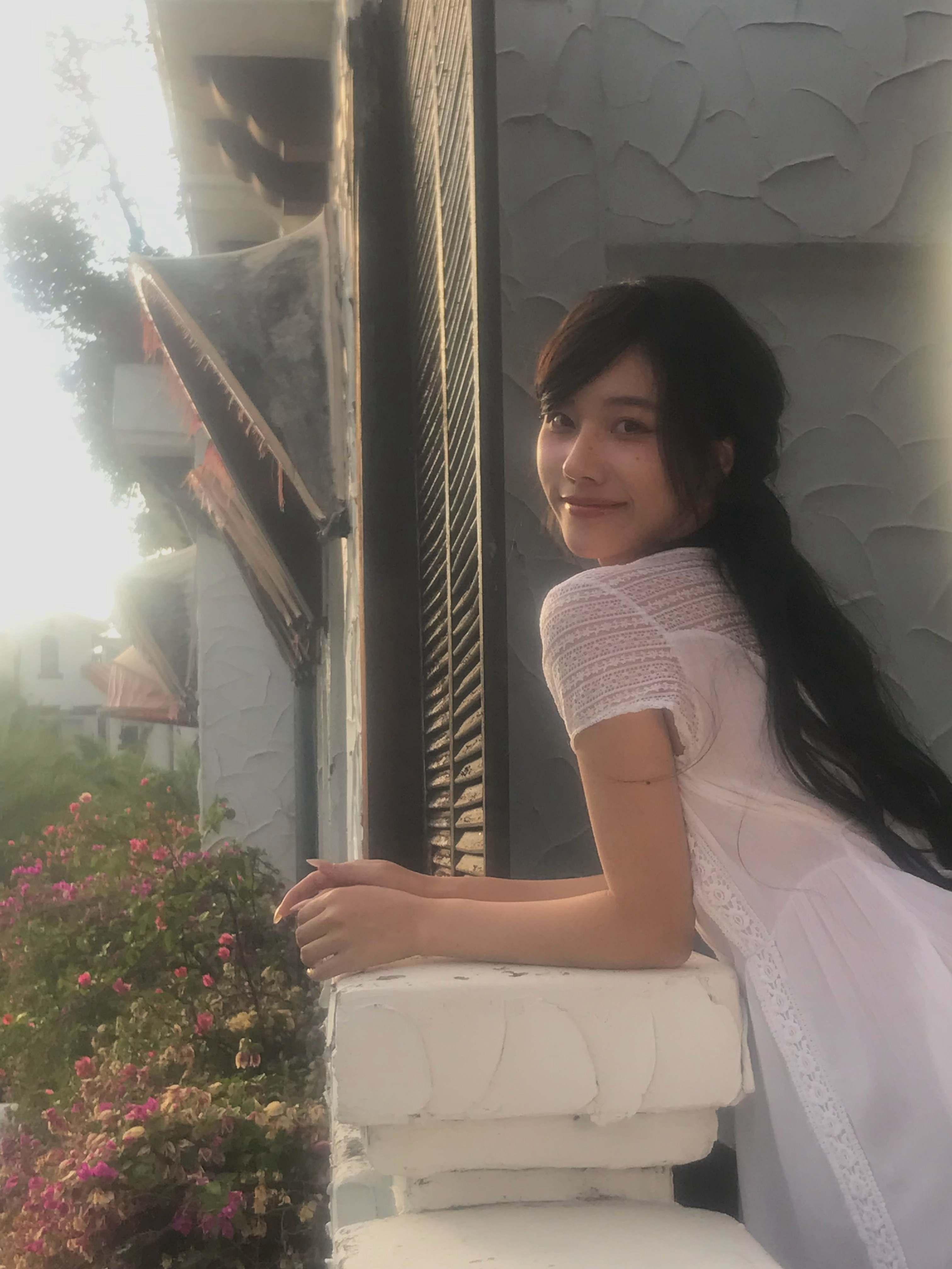 客片花絮和小怡的两日拍摄，第一波花絮，小怡好清冷好特别啊，有一种小说女主走出现实