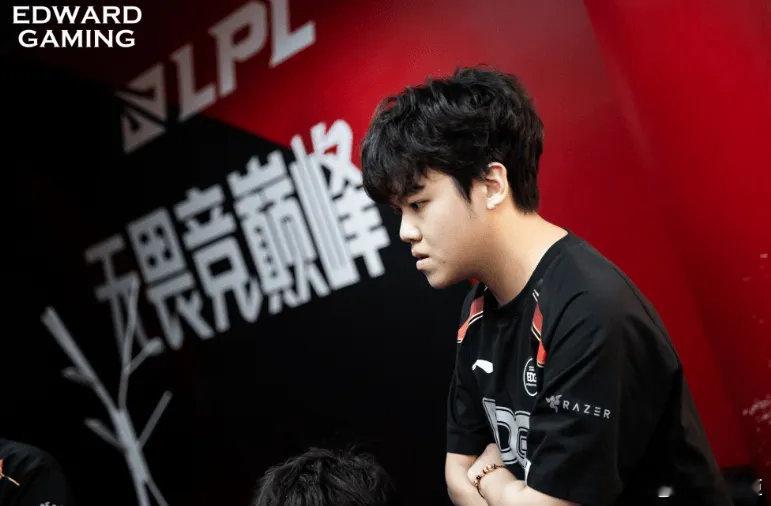 探店齁逼多，真假大安说，自觉这方面没的说，还是大安懂事Angel：2-0 LNG