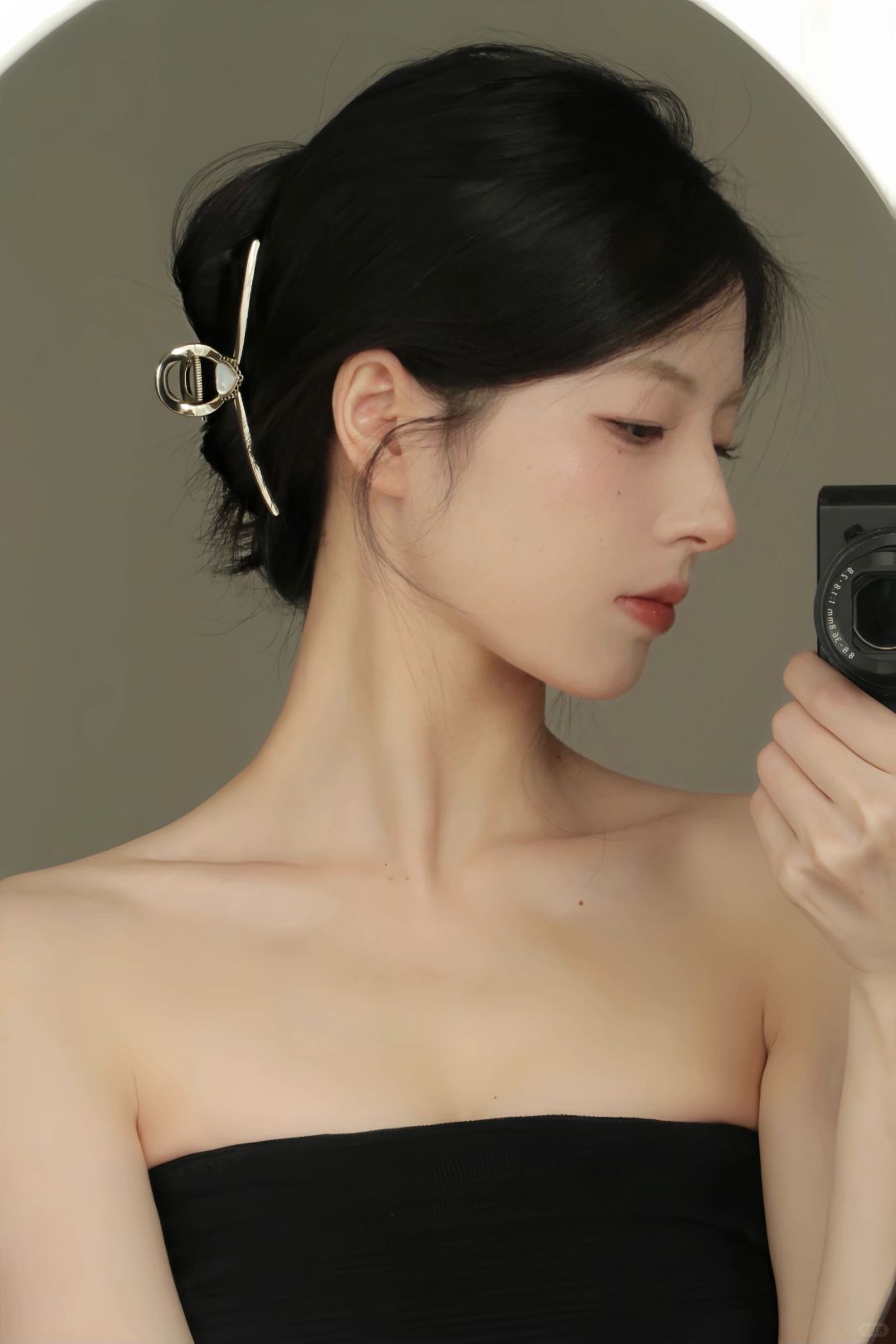 头发夹起来后真的很显气质