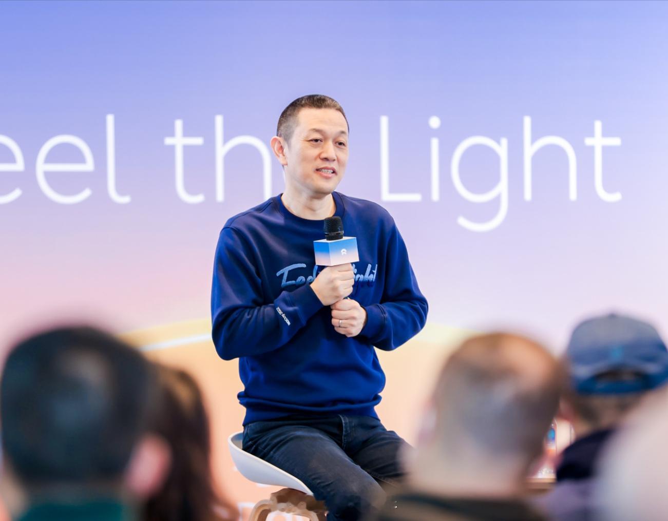 李斌希望2035年蔚来年销量达到500万辆2月9日，蔚来创始人、董事长、CEO李