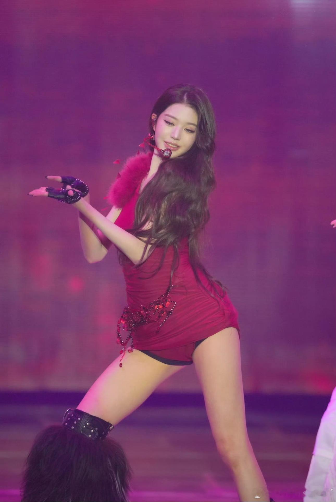 张元英solo美女怎么看都不够[比耶][比耶][比耶] ​​​