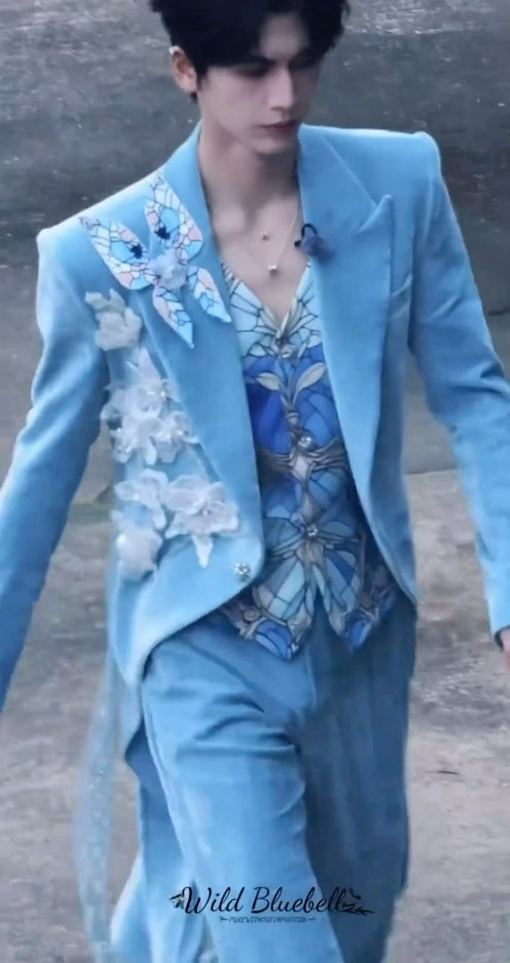 不看张凌赫挑战挑战失败嗯，很有实力