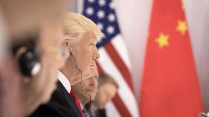 刚刷到特朗普发的帖子，说中国是个“令人惊叹的国家”，还期待来转转。哎哟，这话从特