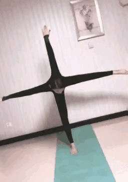 弱弱地问一句，谁不喜欢能做大风车动作的女孩子呢[机智][机智]
图二，实话实说，