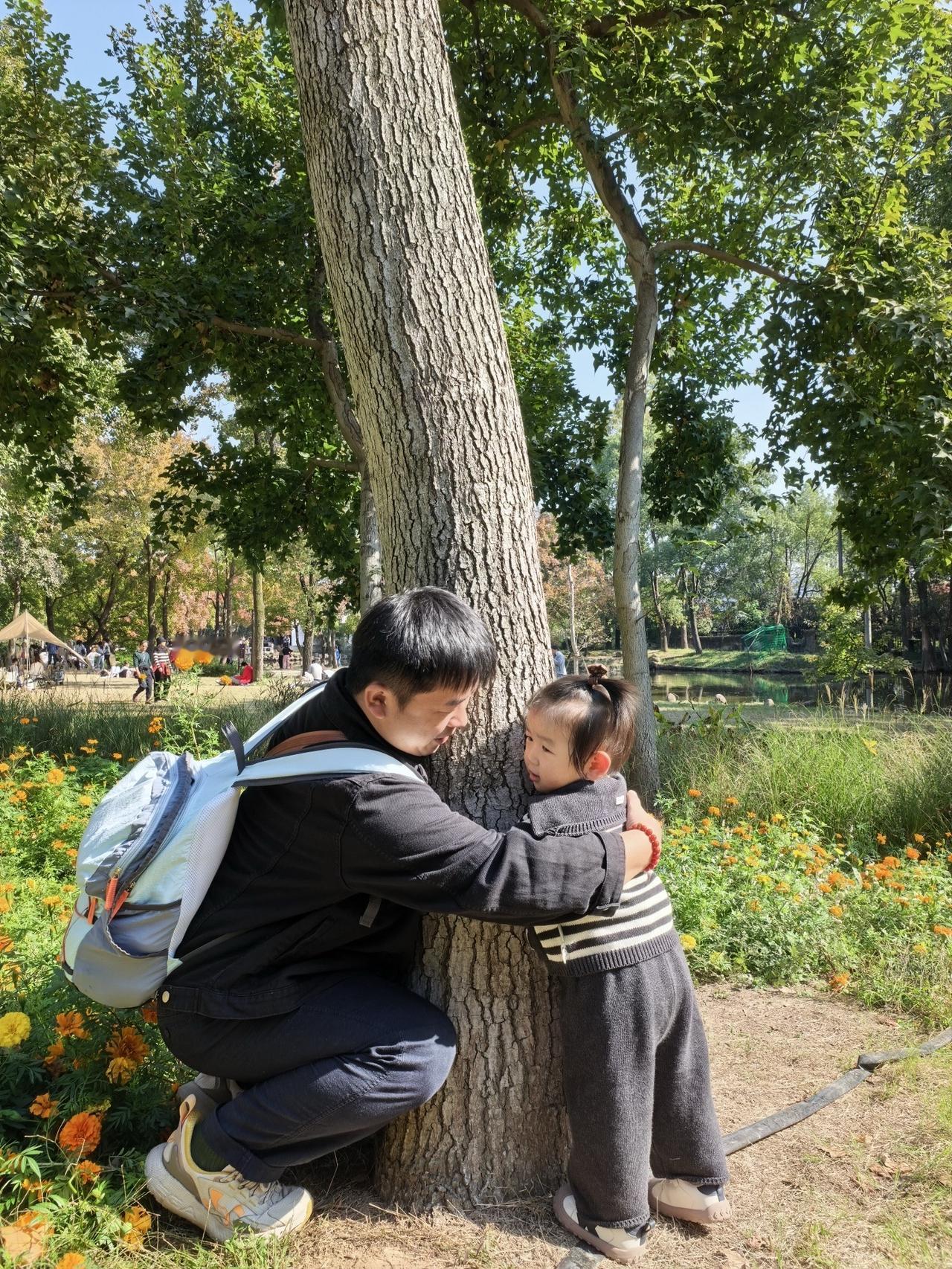 小朋友天生就属于大自然，大自然也才是小朋友真正的游乐场🎢亲子日常 陪孩子一起长