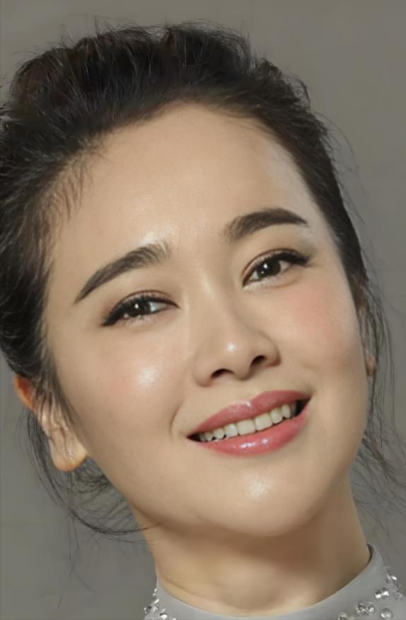 [太阳]左小青已经很难再结婚了，原因很简单，不是因为她年纪大，也不是因为她还爱高