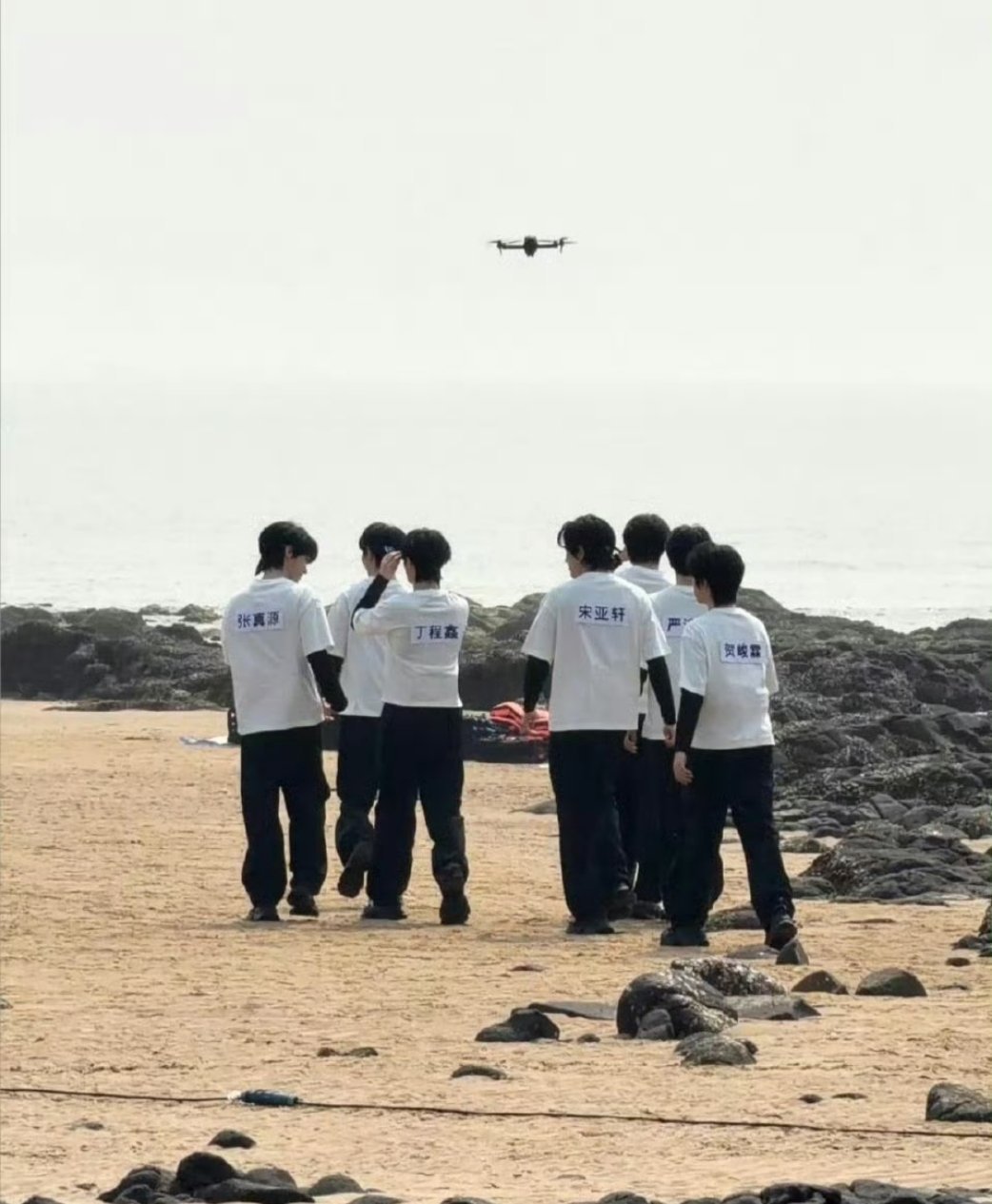 奔跑吧 有谁还记得奔跑吧兄弟，这个节目是哪年上映的？转眼间多少年了