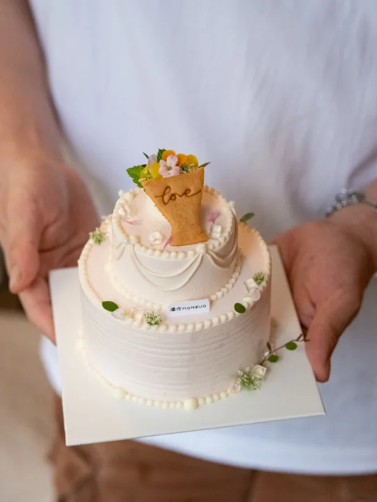 可爱！这个蛋糕上竟然有广志送给美伢的花花！