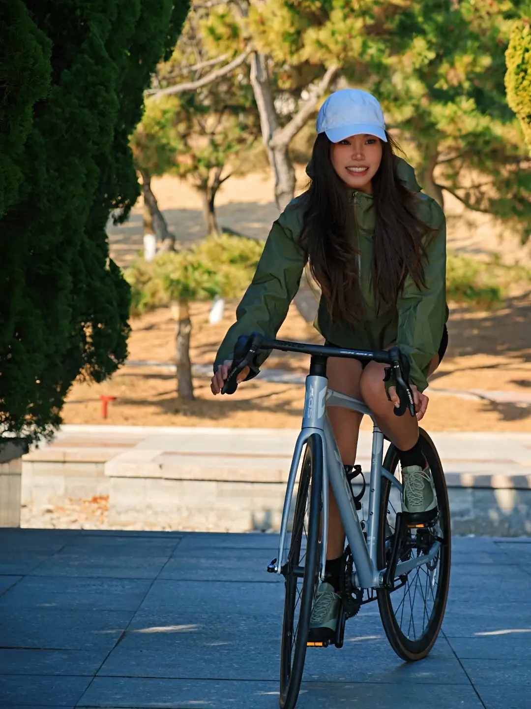 春天不骑车还能干嘛。