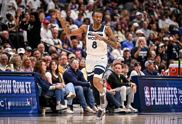 森林狼这场能赢掘金，海兰德的作用绝对不容忽视。海兰德9分44秒内投篮5中4，三分