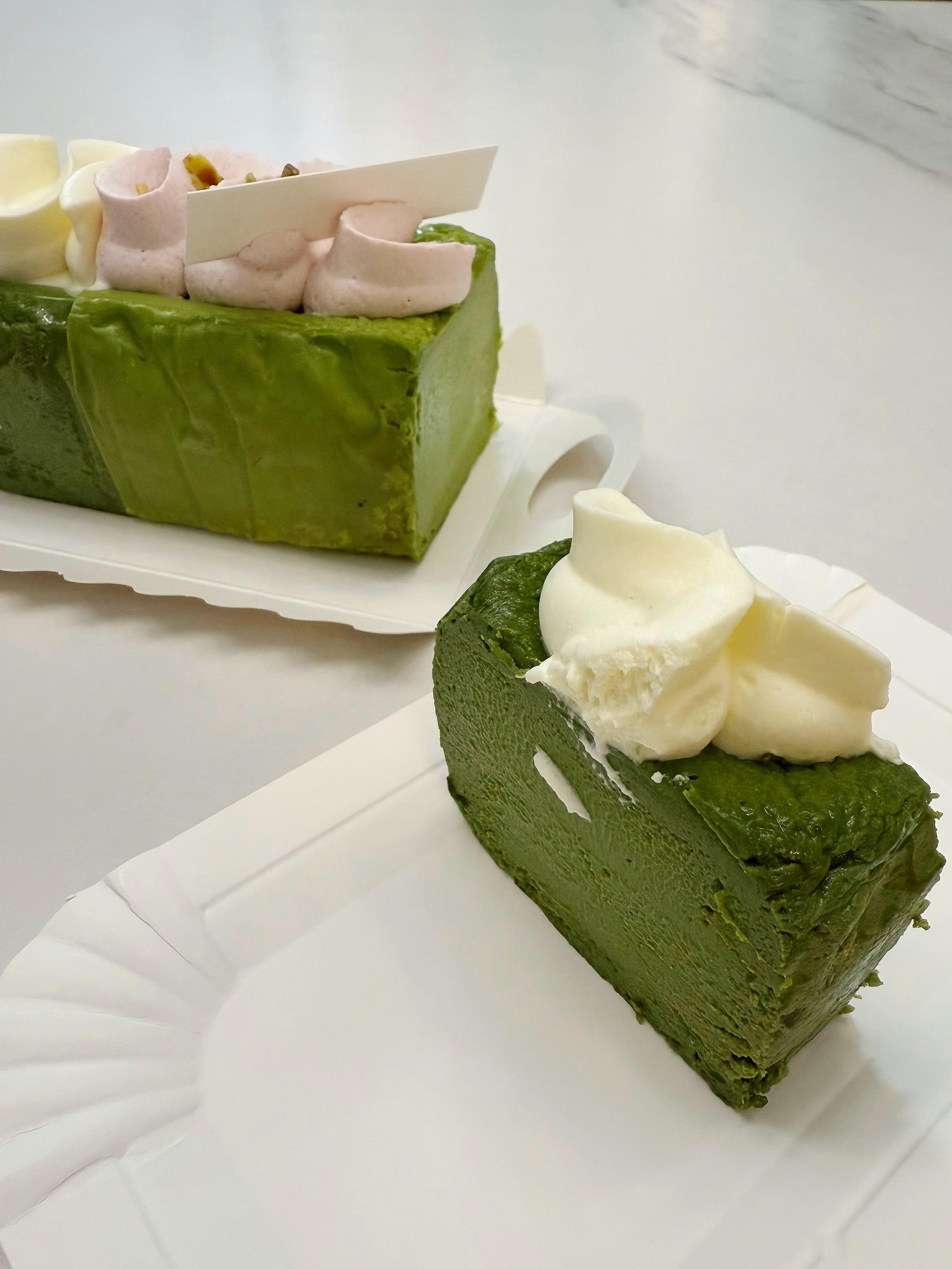 九江发现了好吃的抹茶➕开心果巴斯克～ ​​​