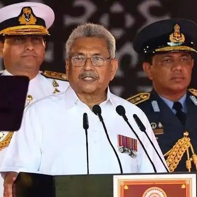 为了印度得罪中国，要中国归还港口99年使用权，没想到看到违约金后又妥协了。

