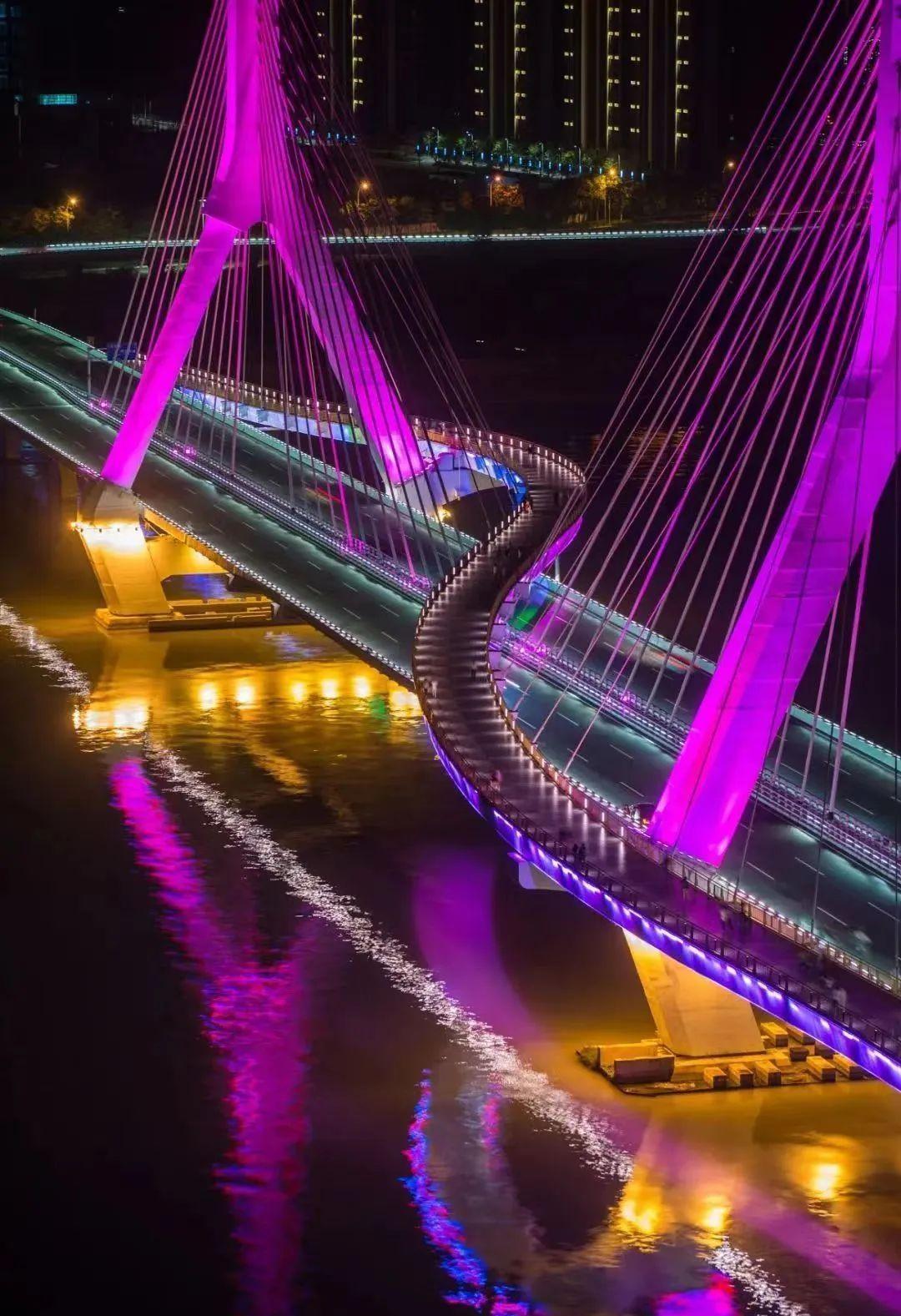 礼让行人该不该取消？


---------------------------