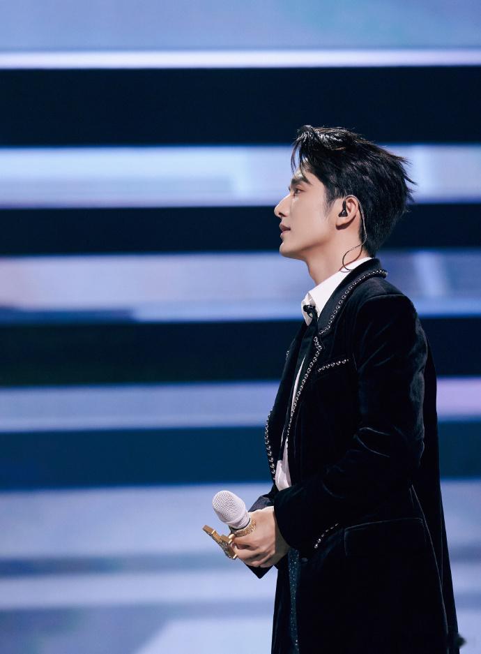 #什么时候实现一户一时延# 什么时候能实现一户一时延就好了，这么温柔的蒋时延让人