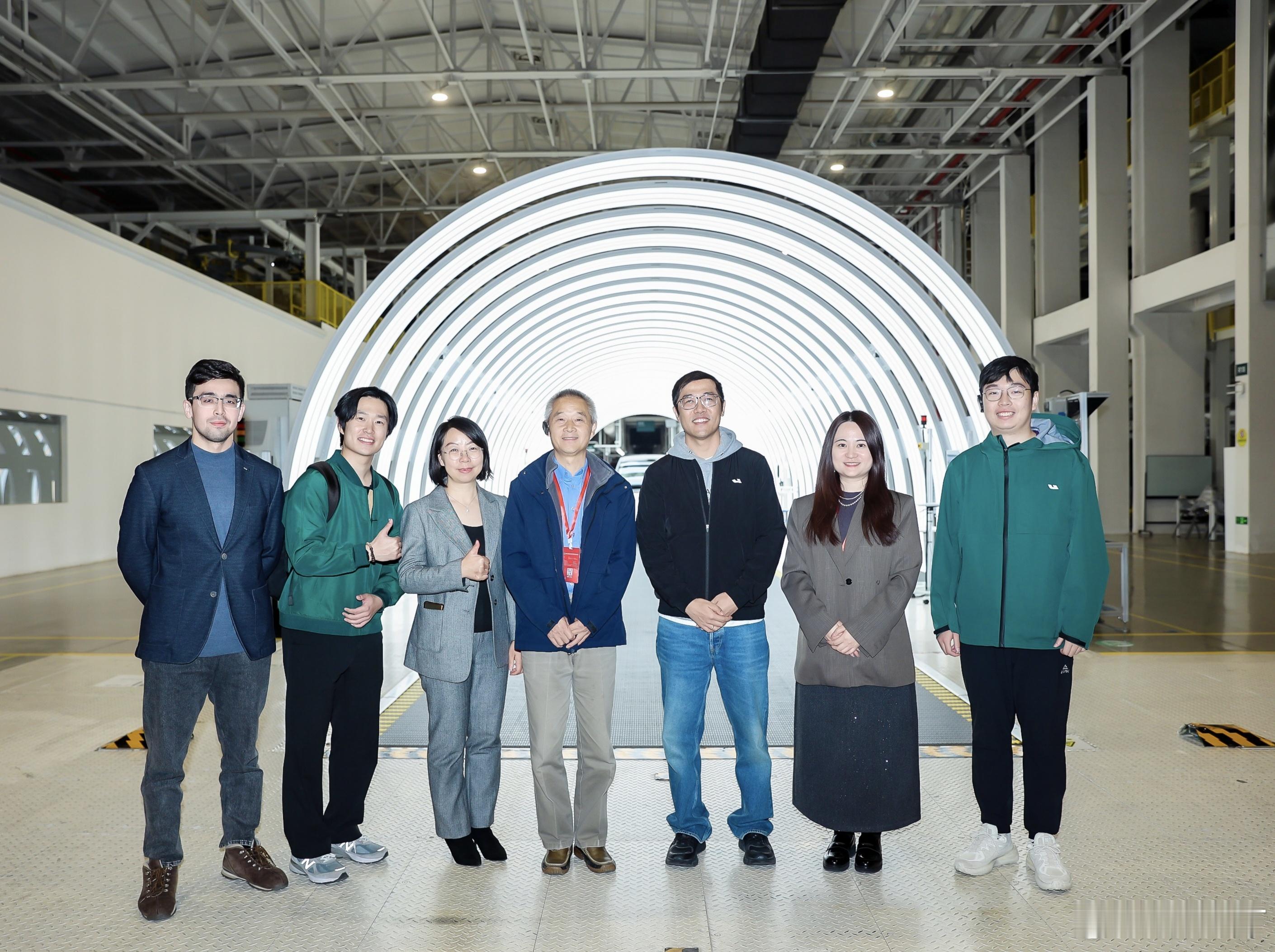 2025年10月31日，来自英国、美国、新加坡等29个国家和地区的55位人因工程