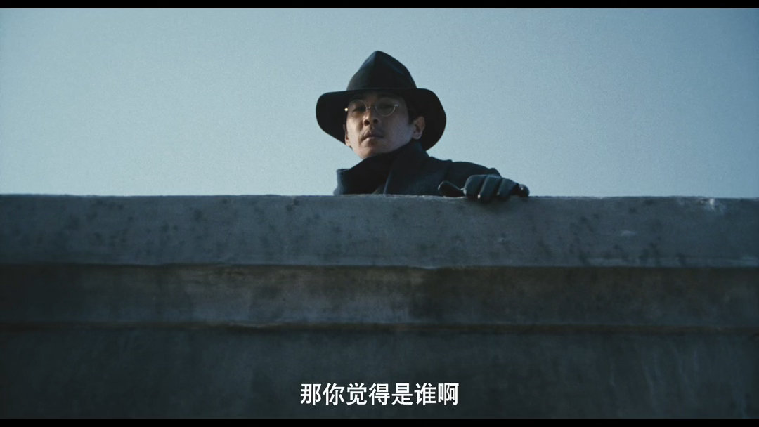 张若昀刀刮喉结镜头被张若昀眼神盯毛了 拍这个镜头的人真的是天才，刀和喉结同框，危