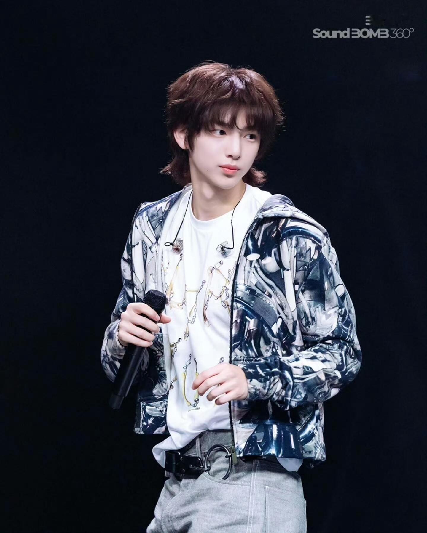 明年一月份之后我就要叫欧巴了 