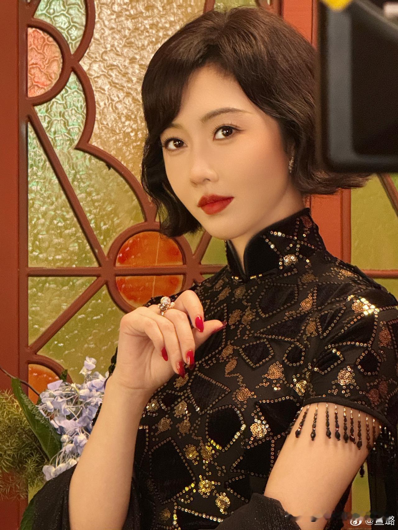 宣璐分享图片