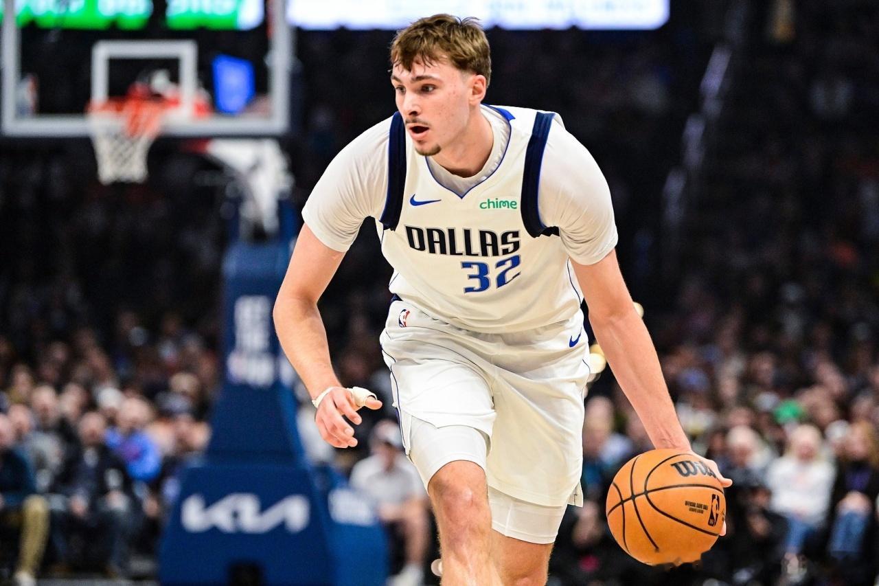 弗拉格超越詹姆斯创造历史！——弗拉格成为 NBA 历史上第一位拿下 40+的 1