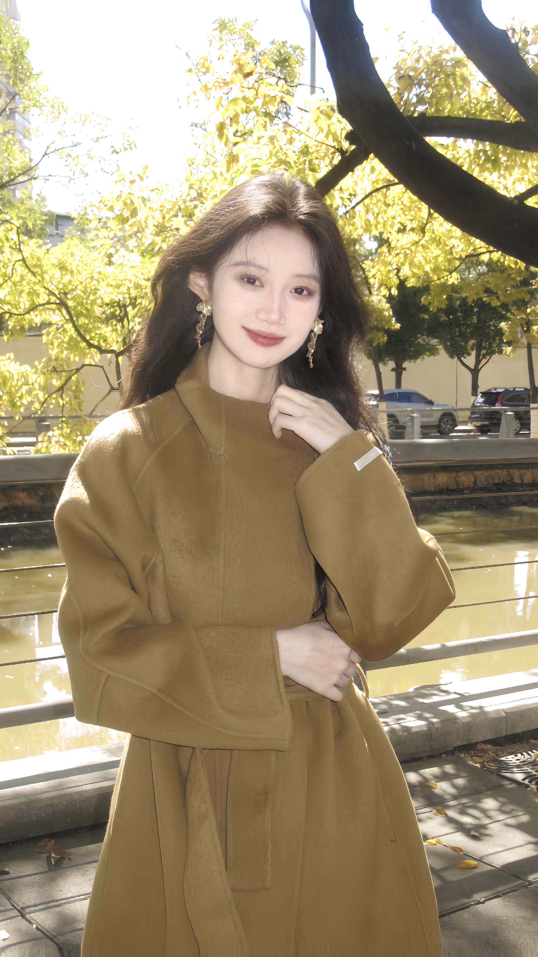 在这个落叶像雪的季节🍂