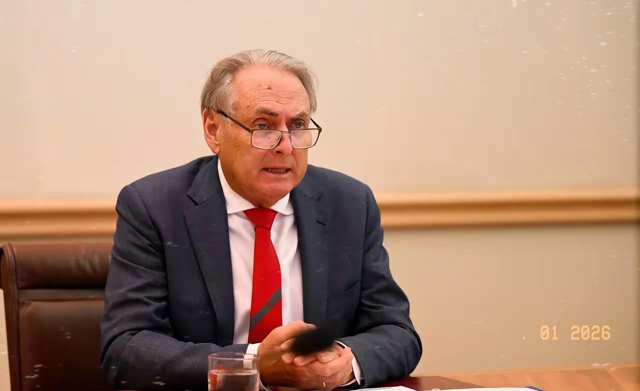 针对中方制裁！澳大利亚表态！

澳大利亚贸易部长唐·法雷尔1日对外发表声明称“对