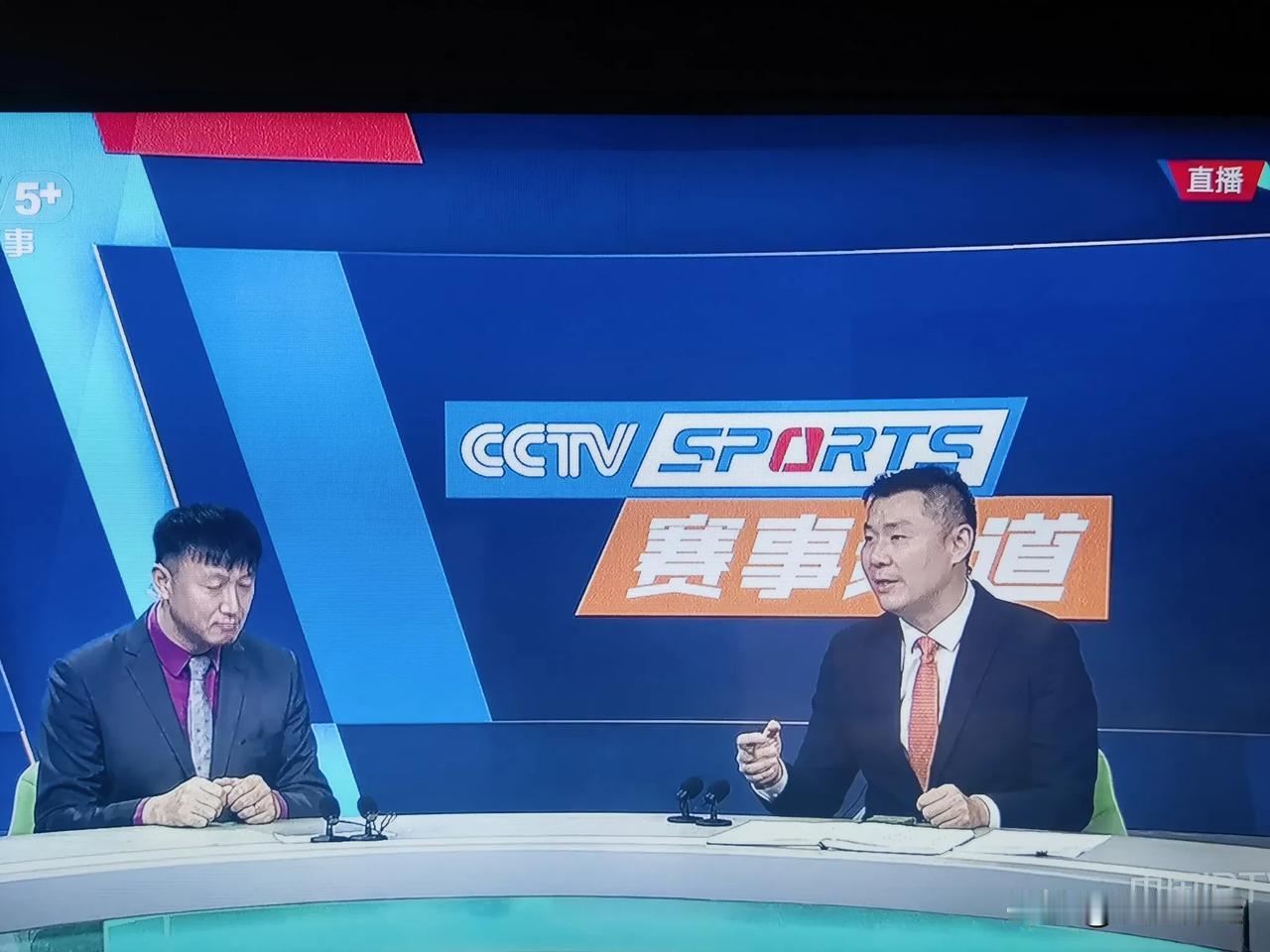 央视5台为什么不转播中国男篮，竟然转播了台球比赛！央视5+频道转播了中国男篮跟韩