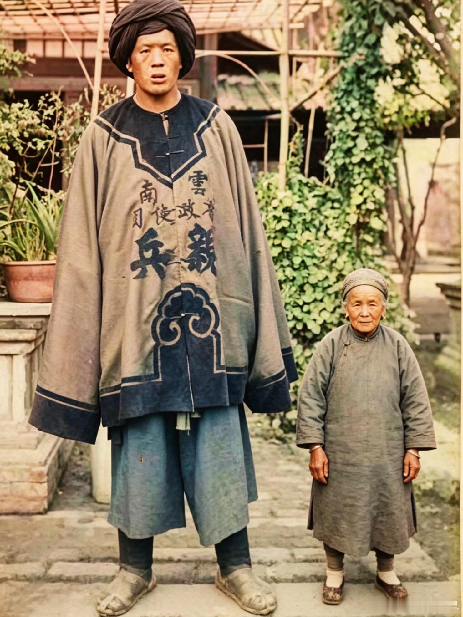 大兵与母亲｜1894年澳大利亚记者、探险家乔治·厄内斯特·莫理循（George 