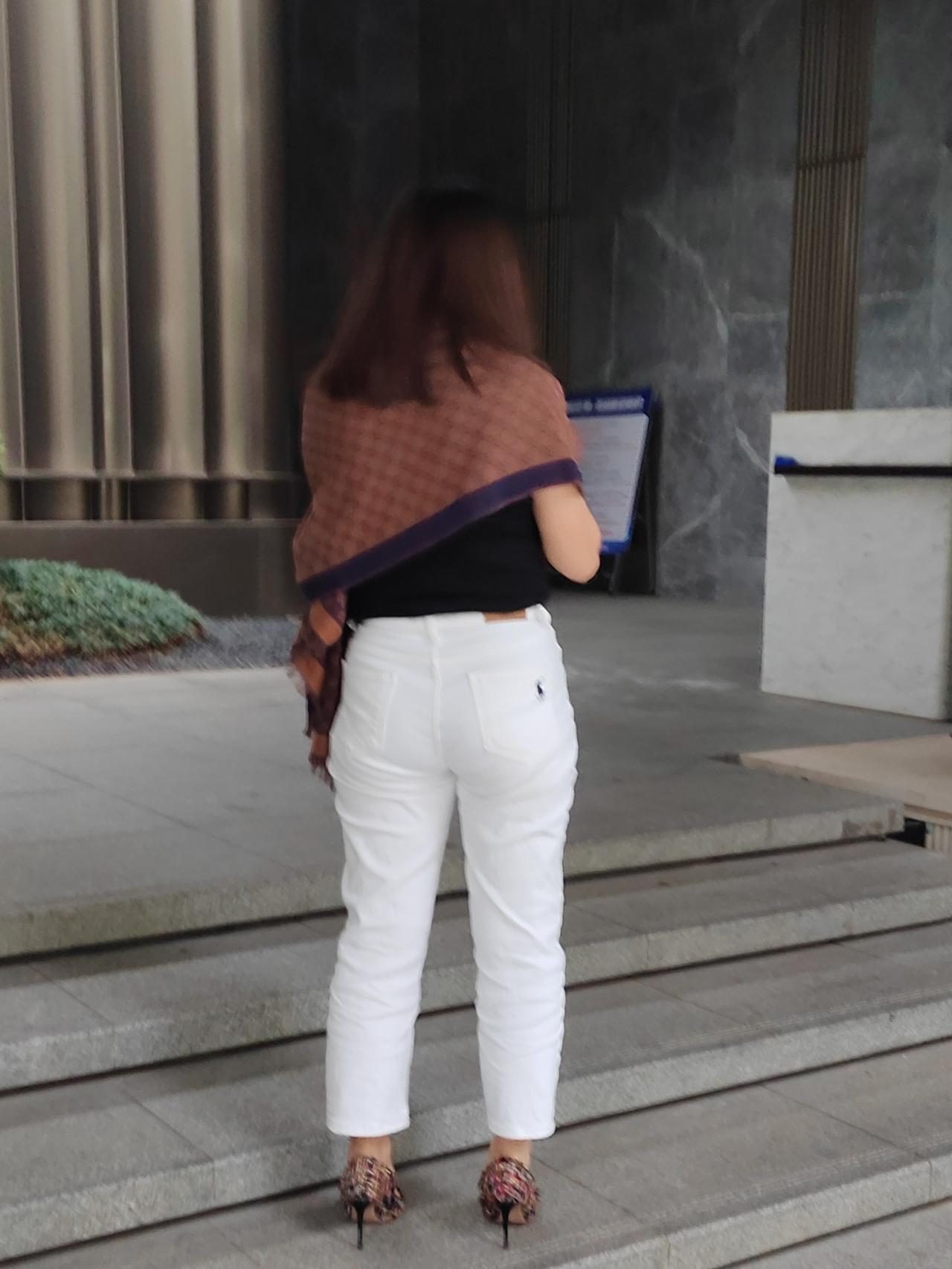 若有两个选择
其一，
给予你大量钱财， 但你需在心脏受损的状态下度日。
其二，