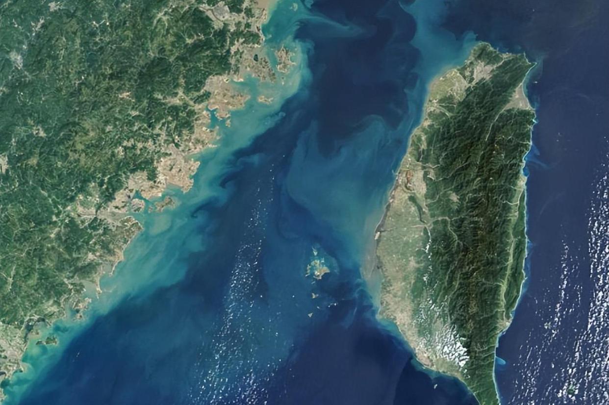 盘点十二个顽固台独分子:

第一个是赖清德
第二个是蔡英文
第三个是沈伯洋

第