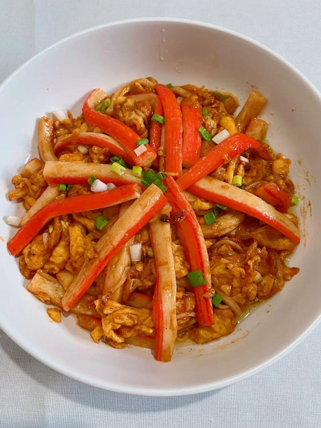 答应我一定要试试这道，蟹柳炒鸡蛋🤤泰香啦❗
