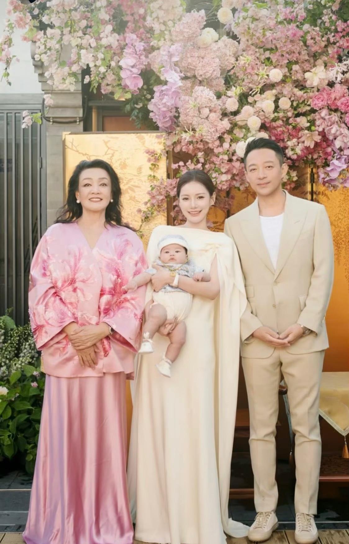 张老太太除了护崽，对前儿媳比较苛刻外，本人是让人值得敬佩的，真正靠自己起来的女强